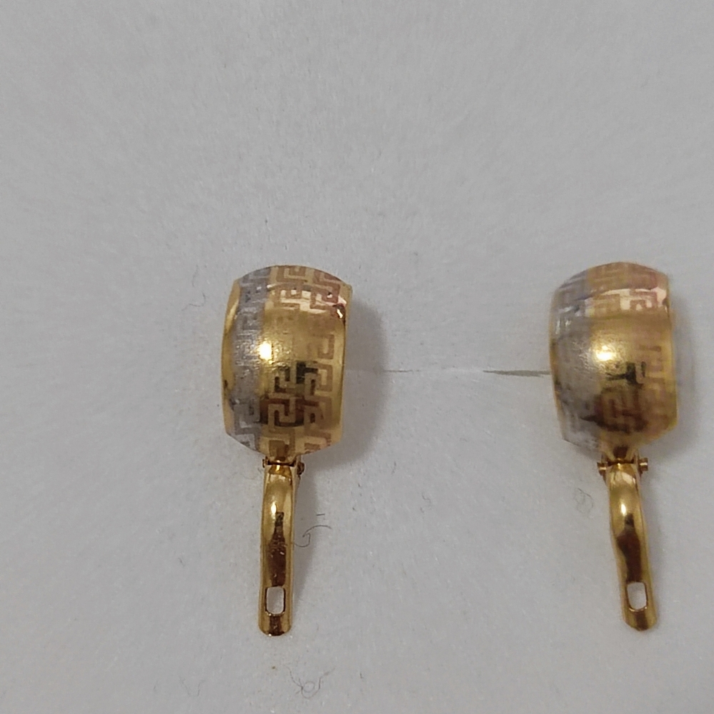 18k Gold